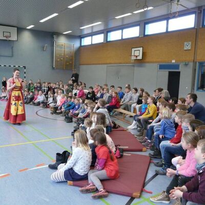 Bild vergr&ouml;&szlig;ern: Theaterstück